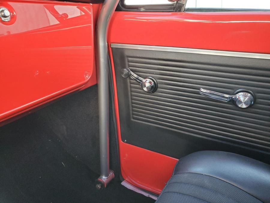 Детали интерьера Chevrolet K5 Blazer 4x4 Custom 1969 года  (фото 50 из 85)